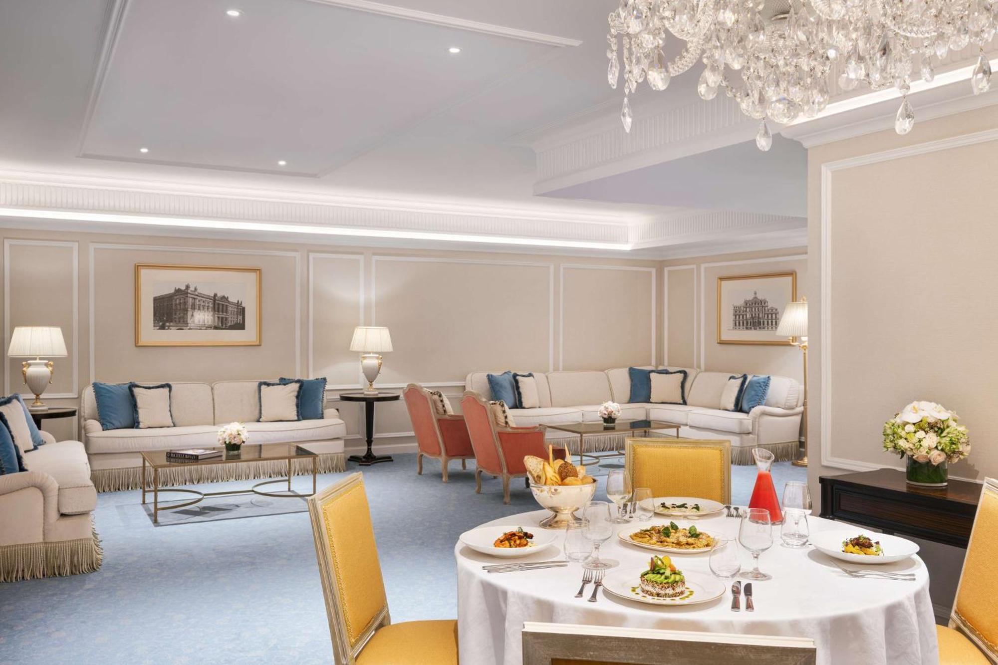 The Plaza Doha, Lxr Hotels & Resorts Exterior photo